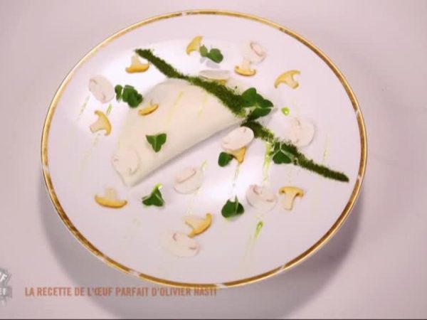 L’Oeuf Parfait à l’espuma au piment d’Espelette