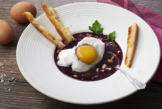 Deux pages dans le magazine Gourmand de décembre sur l’oeuf meurette