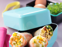 Vu dans le Best of du magazine Gourmand, des idées recettes originales d'oeufs avec du saumon !