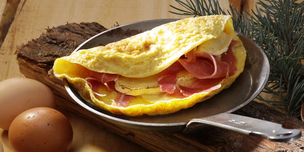 Omelette au reblochon et jambon de pays - Ph.ASSET / CNPO / ADOCOM-RP