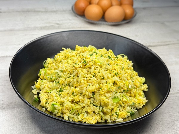 Riz frit aux œufs