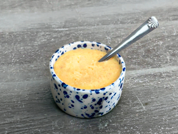 Sauce aux œufs, carotte et yaourt